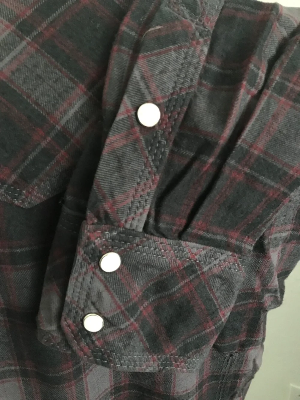 True Religion Plaid Western Button-Up Shirt Men’s XXL Gray Red Y2K
